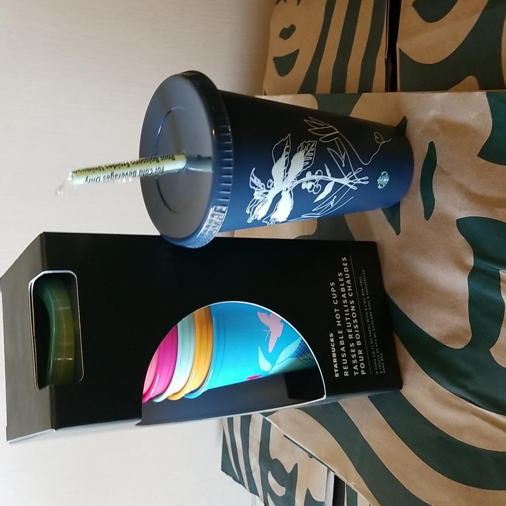 Plastic Starbucks reuseable cups